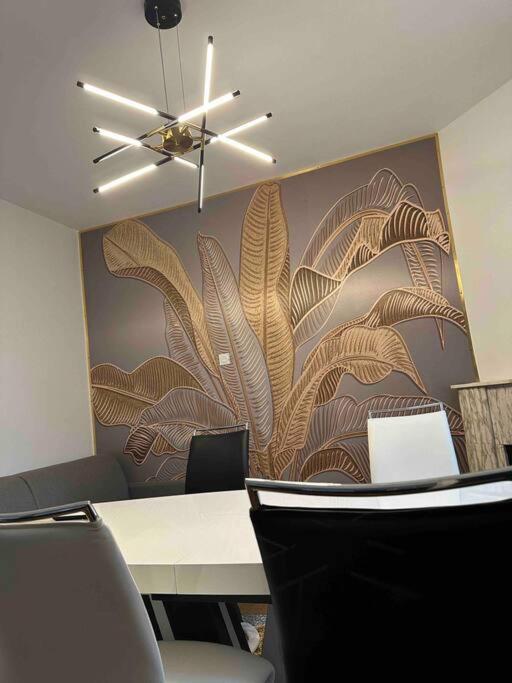 Apartment Confort Avec Jardin Proche Centre *
