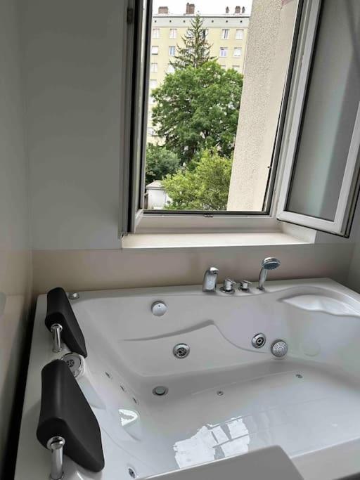 Apartment Confort Avec Jardin Proche Centre Besançon